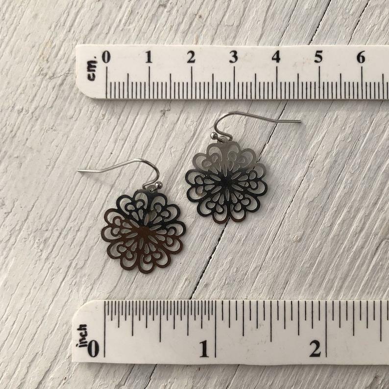 Round Floral Filigree Earrings, Grandma-chic Snowflake-like Doily Inspired
