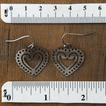 Delicate Filigree Heart Earrings – Doily-Inspired Design