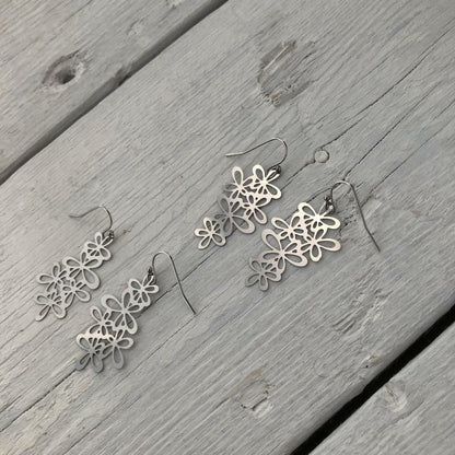Daisies Bouquet Earrings, Daisy Flowers Stainless Steel Earring Pair with French hooks ball tip, Silver Lightweight non-tarnish