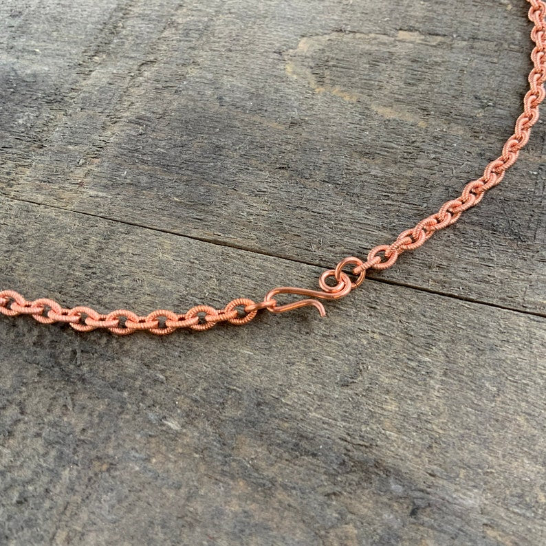 Pure Copper Textured Necklace Chain – Spiral Link Pattern with Artisan Clasp