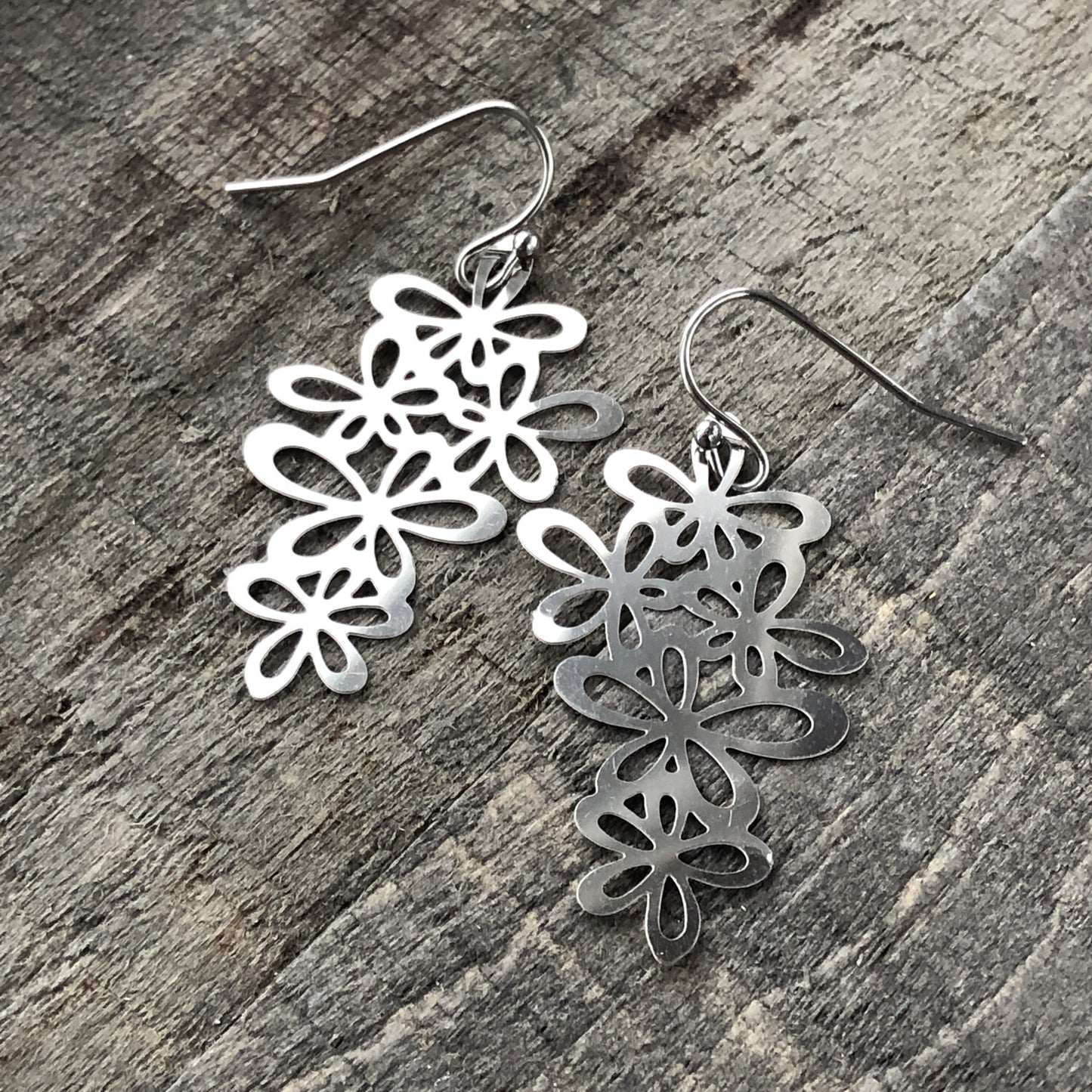 Daisies Bouquet Earrings, Daisy Flowers Stainless Steel Earring Pair with French hooks ball tip, Silver Lightweight non-tarnish